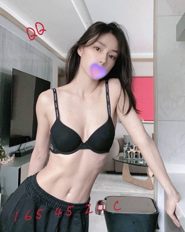 地區:台中大里區學生妹兼職<hr> 妹名:QQ<hr>  <span>上架時間: 2025/05/16<span>