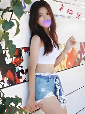 地區:台中大里區學生妹兼職<hr> 妹名:宋琳兒<hr>  <span>上架時間: 2025/09/22<span>